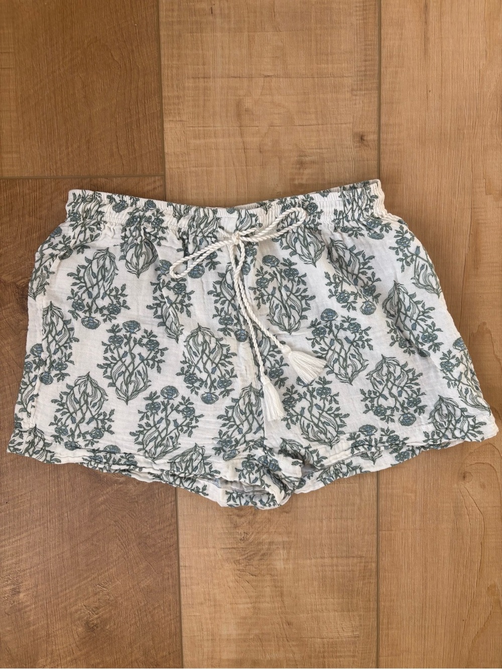 Rachel Zoe High Waist White and Green Shorts 100% Cotton